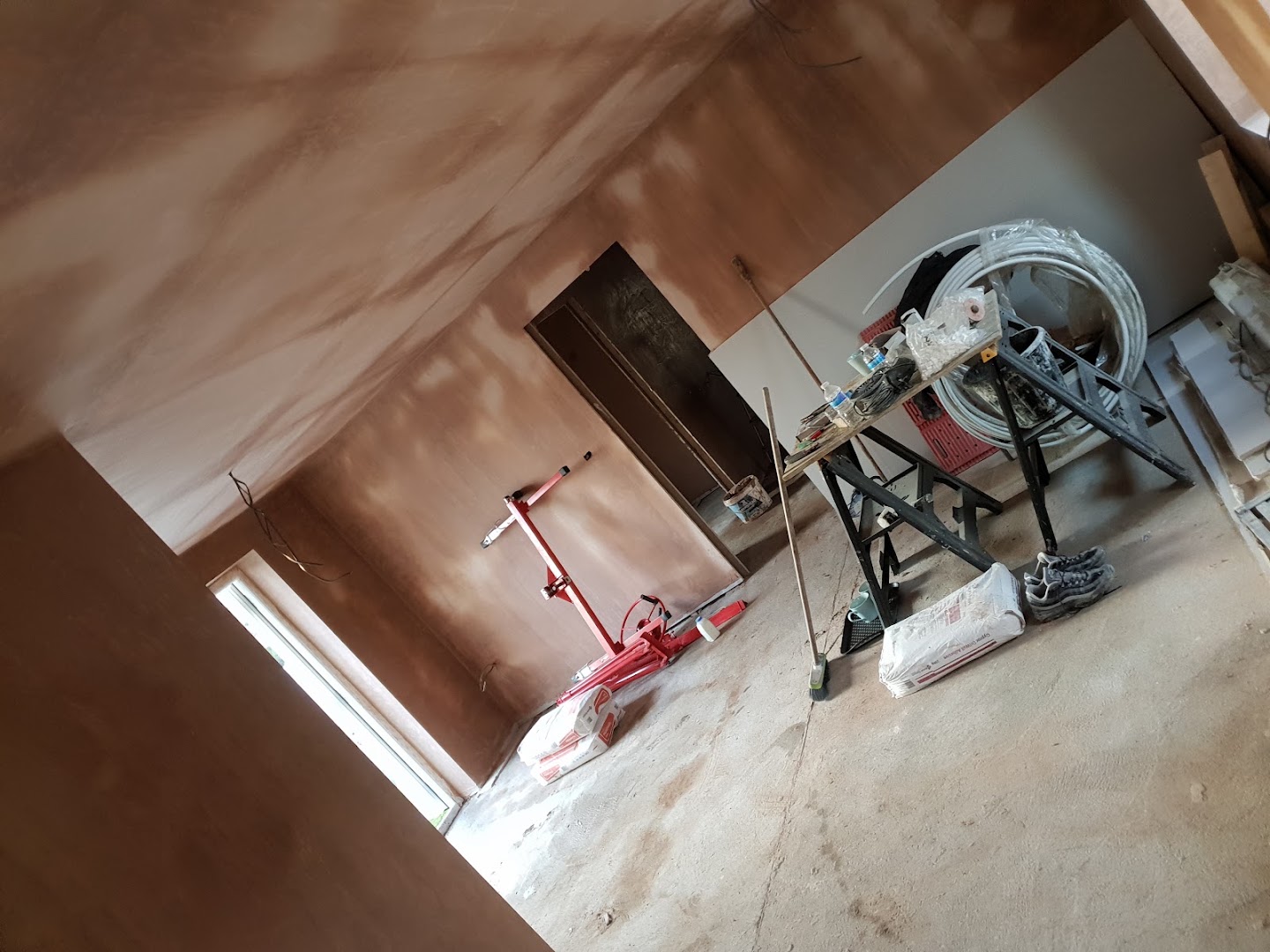H R Plastering — Photos 4